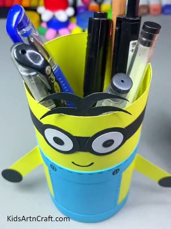 Ta-da! Your Minion Pencil Stand Is Ready To Be Used step by step for kids- Kids can make their own Minion pencil holder with this tutorial 