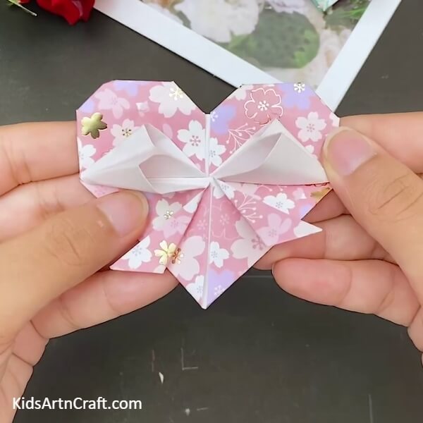 Your Craft Is Ready- Detailed instructions on how to create an Origami Heart Envelope are provided here. 