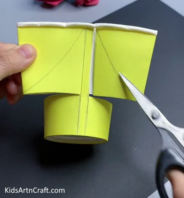 Drawing 2 Slanting Lines - Repurpose a Paper Cup for a Fun Sunflower Craft for Kids 