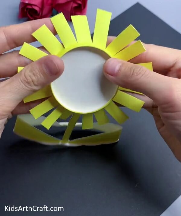 Fold The Strips And Form Petals - Turn an Old Paper Cup into a Sunflower Craft for Children 