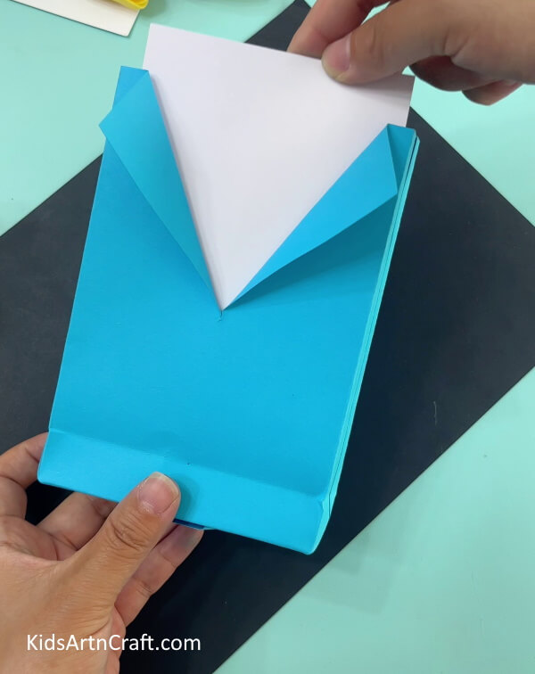 Making Shirt- Producing an Origami Paper Bag with a Shirt and Bow at Home 