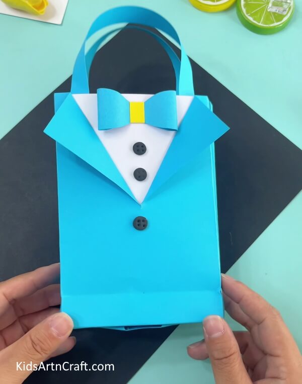 Your Shirt-Bow Paper Bag Is Ready! Making a Paper Bag with a Shirt and Bow Using Origami at Home