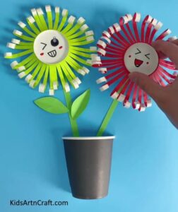 Learn to make a Paper Cup Flower Craft Tutorial for Kids - Kids Art & Craft