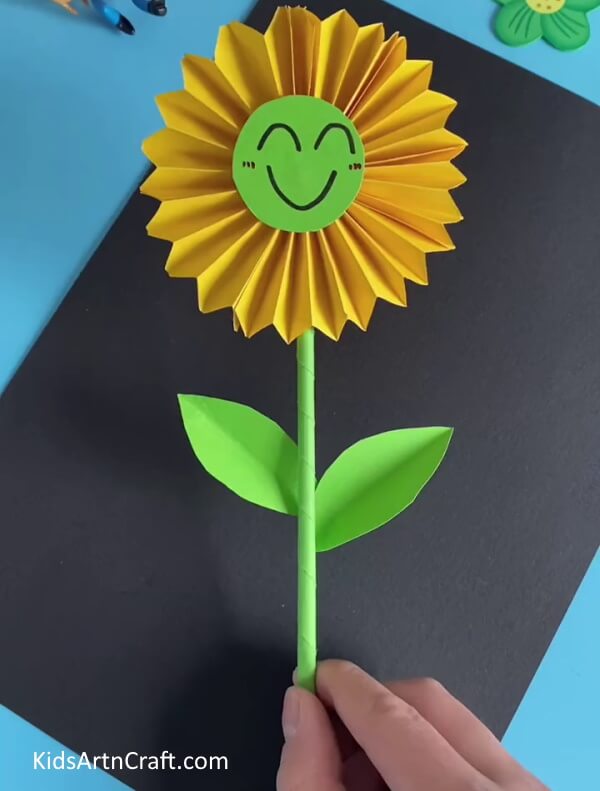 The Paper Sunflower Craft Is Ready-Discover how to craft a paper sunflower with these easy-to-follow instructions