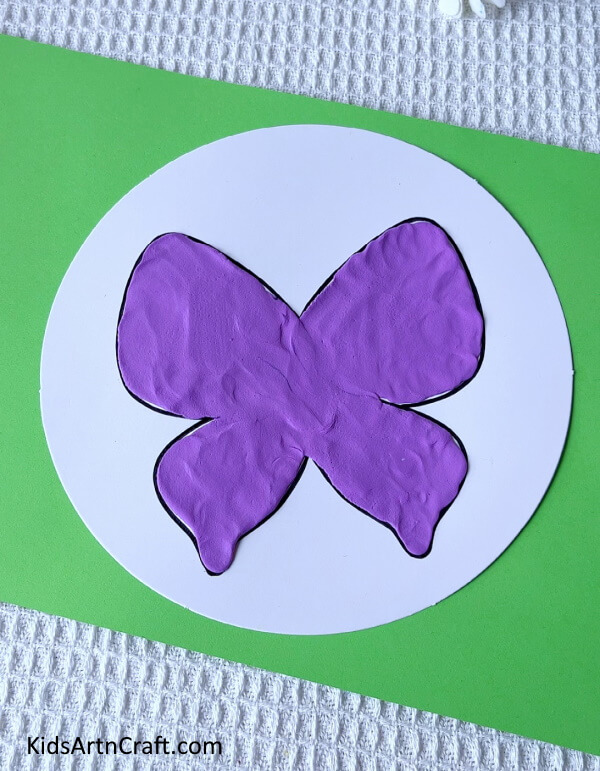 Filling The Butterfly With Purple Clay Completely-DIY Craft To Make Butterfly Using Clay
