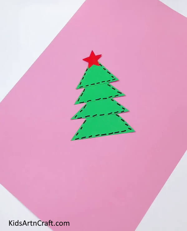 The Christmas Tree - Guide your young ones in fabricating Christmas tree crafts.