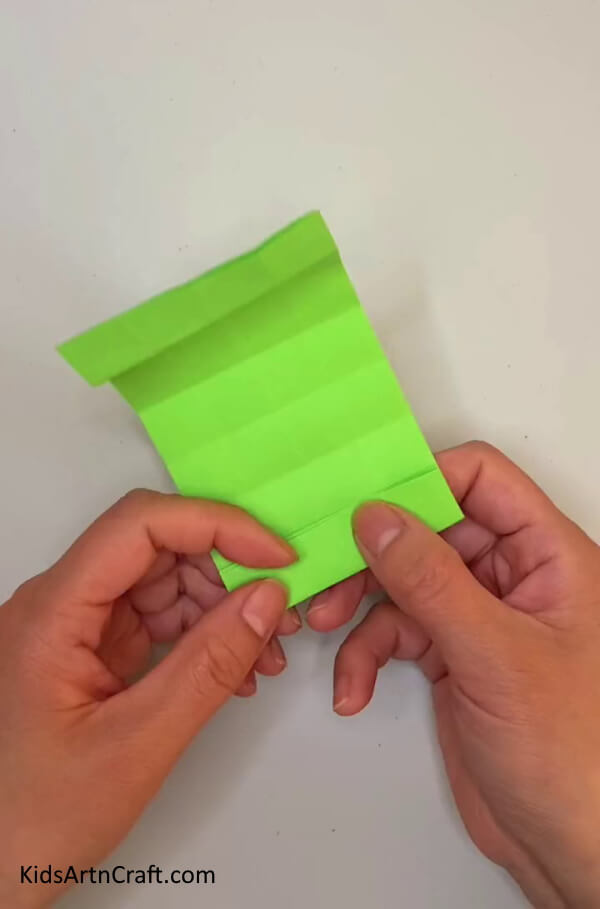 Making Checks-Creases-Learn how to craft an Origami Snake with this guide 