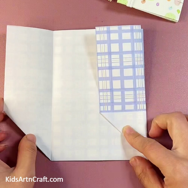 Folding right side of craft paper- Design a Functional Paper Folding Pocket For Kids