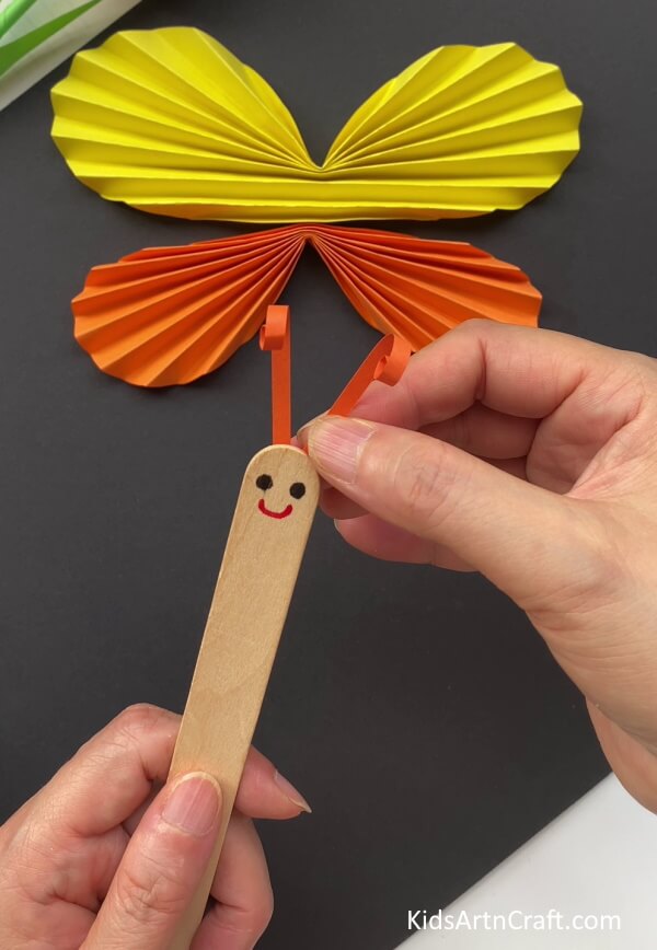 Making Antennas Of Butterfly - Step-by-Step Directions for Making a Paper Butterfly with Children 