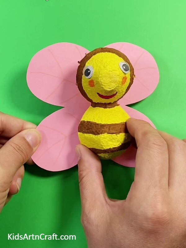 Pasting The Bee -How To Make A Bee Out Of Recycled Egg Cartons For Youngsters