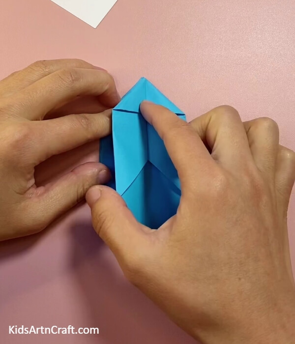 Now Make Flaps-Forming a watch with origami paper at the convenience of your place