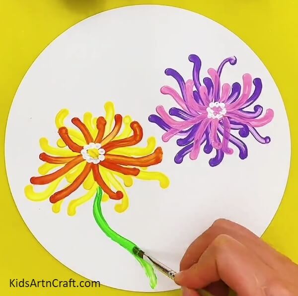 Making One More Flower-Making an Exquisite Flower Image with Cotton Swabs