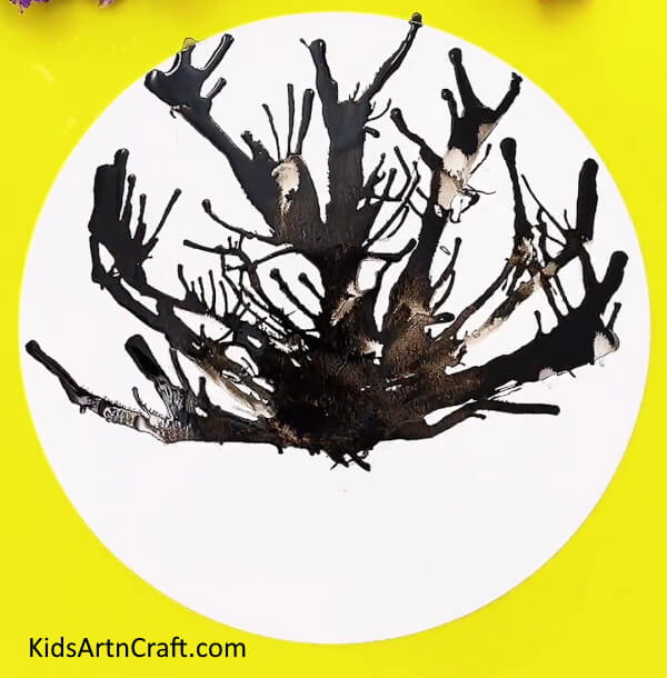 Completing Scattering The Paint-A Guide to Crafting a Shrub Plant Blowing Picture with Kids 