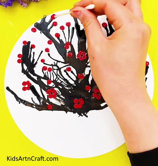 Making More Flowers-Tutorial on Crafting an Artwork with Blowing Shrub Plant and Kids 