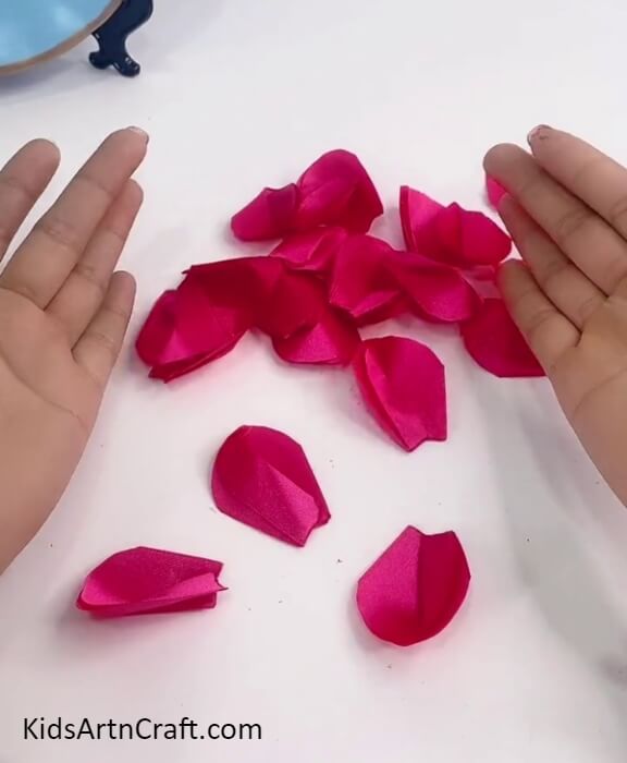 Making more Petals-A beginner's guide to making a replica flower craft 
