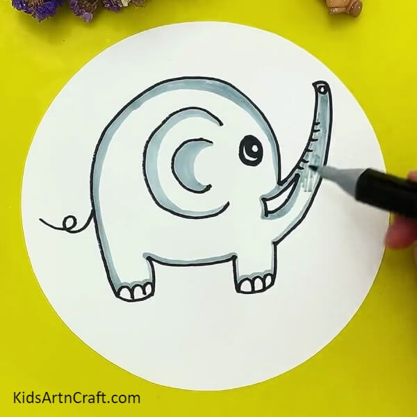 Coloring Elephant Using A Gray Color Sketch Pen-Step-by-Step Instructions for Drawing a Sweet Elephant