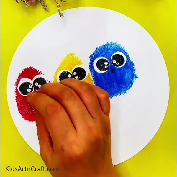 Making Eyes And Noses of All Birds - Learn How to Paint a Tree with Charming Birds