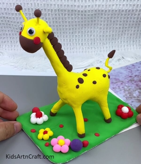 This Is The Final Look Of your Giraffe Model Craft!-