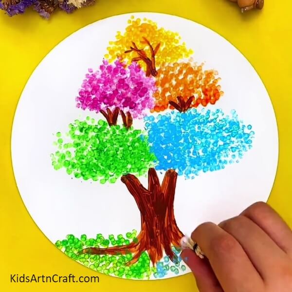 Making Fallen Leaves On The Ground- Learn How to Paint a Colorful Tree Cotton Bud Artwork 