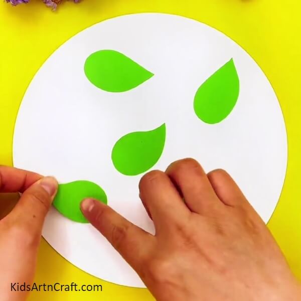 Pasting More Leaves-Step-by-step Tutorial For Kids