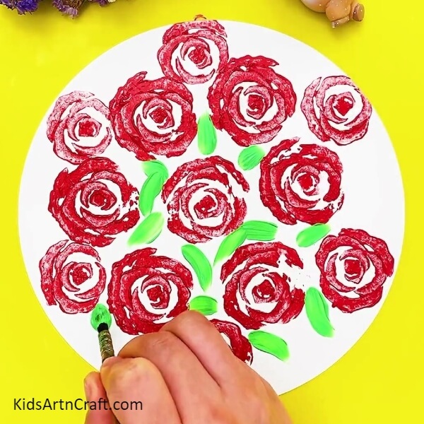 Make leaves from green poster colour.- DIY Rose Art Using a Lettuce Stamp for the Novice