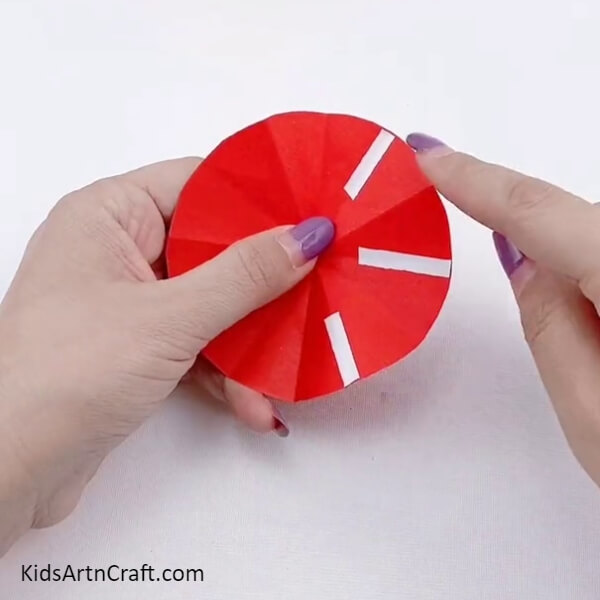 Unfolding Red Craft Paper And Paste Double-sided Tape-