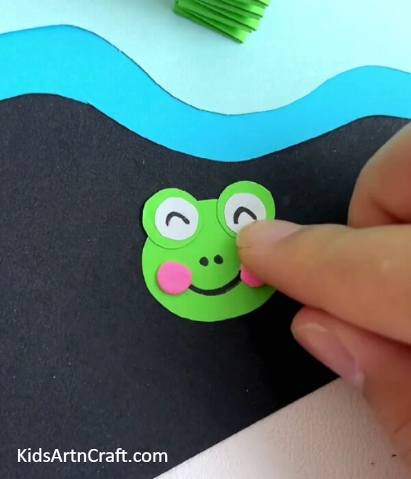 Adding More Features To The Frog Face-A Tutorial for Newbies on How to Create a Frog and Lotus Pond Using Paper 
