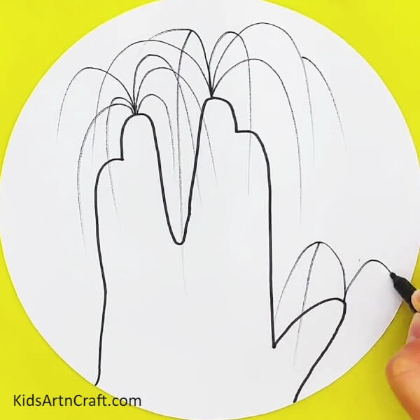 Making Branches Of The Tree- Teach kids to draw a tree in the form of a hand with this tutorial