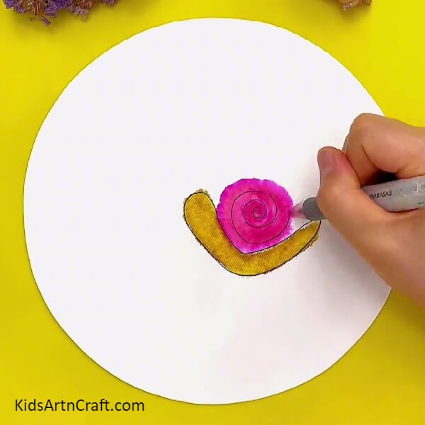 Drawing The Snail With Pen-idea For Kids