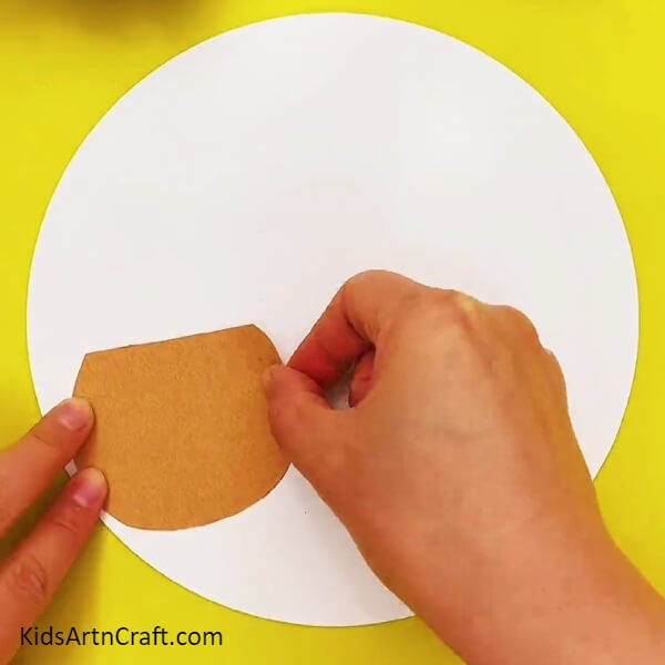 Stick Brown Craft Paper On White Craft Paper-Teaching Children How to Draw a Flower Pot - A Simple Guide