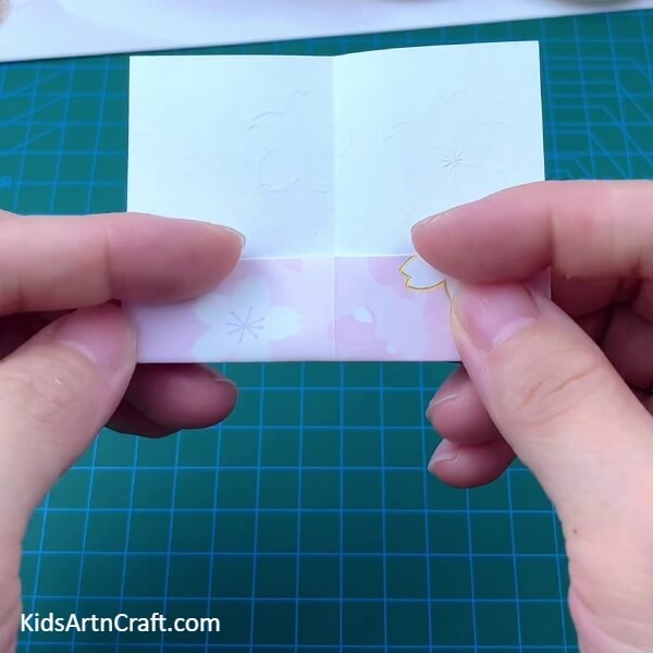 Folding The Paper Along The 1/4th Crease- Learn to Make an Origami Envelope with Paper 