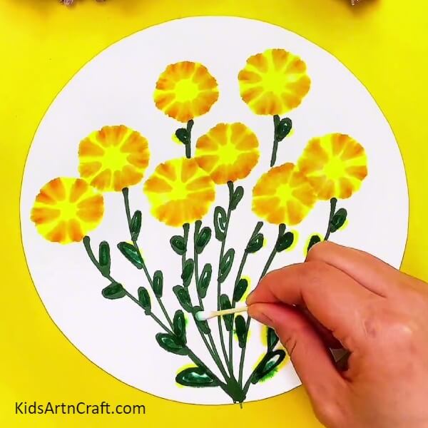 Process complete of making leaves. Following step-by-step procedure for creating flower artwork for children