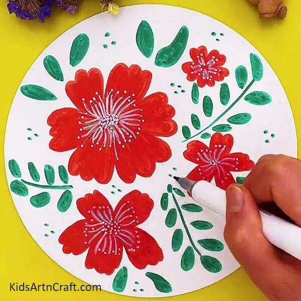 Making Dots Over The Base - A tutorial for an alluring Red floral Artwork
