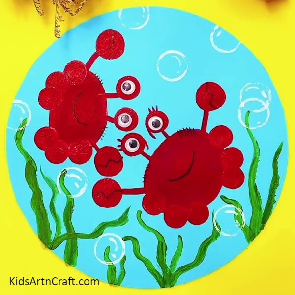 Here The Underwater Painting Is Ready! -A Guide for Kids to Create a Red Crab Picture Underwater