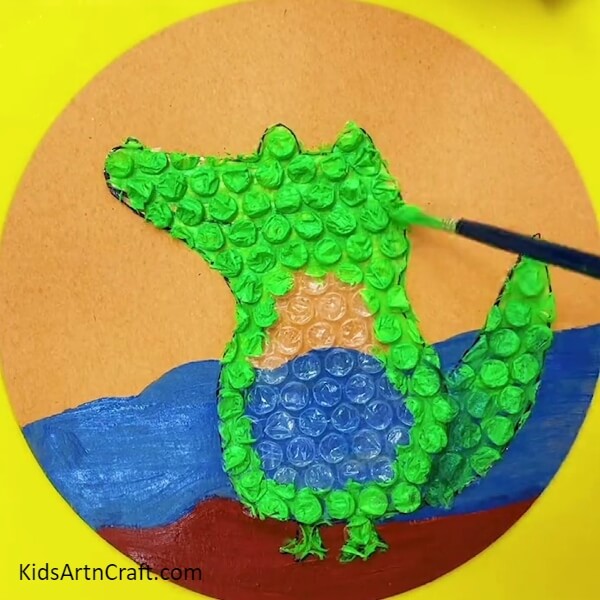 Let's Paint Mr. Crocs-Building a Crocodile Project with Bubble Wrap 