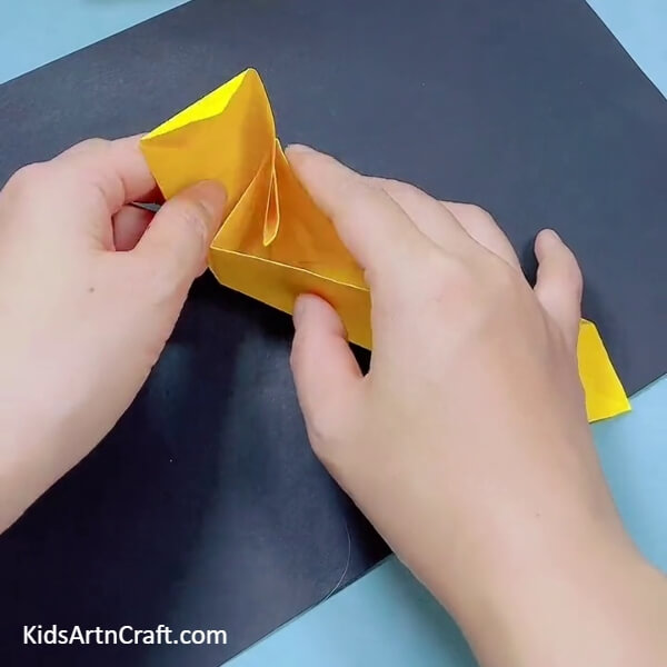 Making A Box With An Opened End- Master the art of making a bulldozer from origami paper with this tutorial for kids.