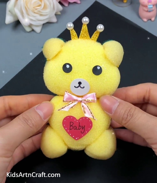 This Is The Final Look Of Your Cutest Teddy- A guide for kids to make a wash sponge teddy bear using DIY methods