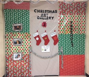 Interesting Christmas Art Gallery Decoration For Preschool Kids - Artistic Themes for Christmas Door Decorations in Preschools 